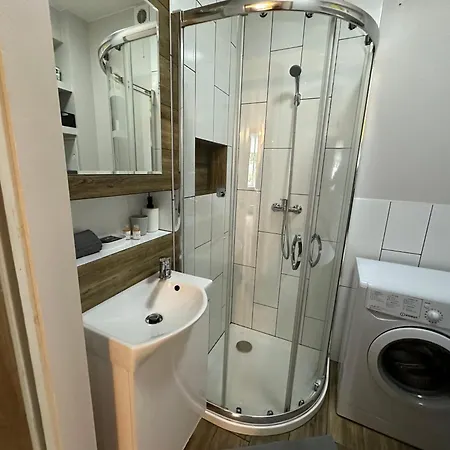 Komfortowy 3city Z Biurkiem Do Pracy Zdalnej W Gdyni By Renters 아파트