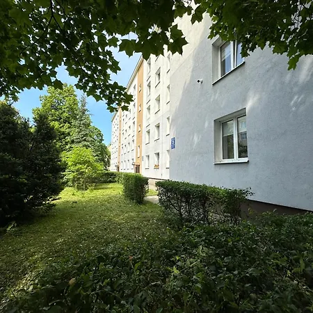 아파트 Komfortowy 3city Z Biurkiem Do Pracy Zdalnej W Gdyni By Renters